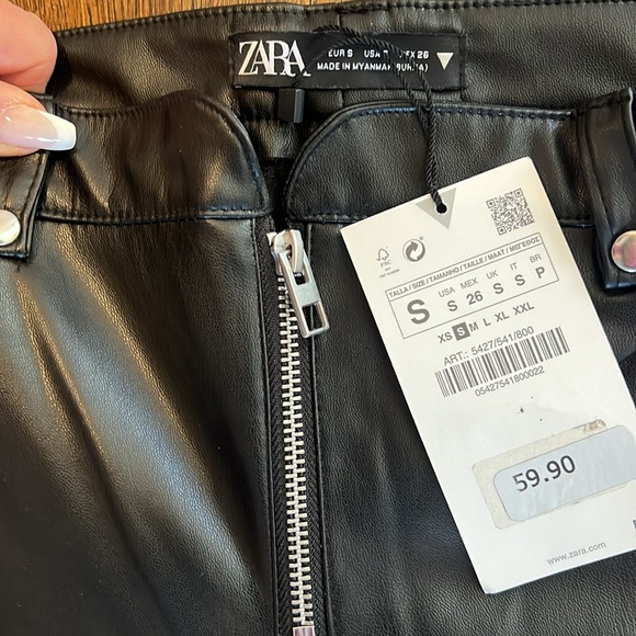 Zara Faux Leather Black Moto Pants With Zips and Seaming  NWT S MSRP $59.90 - Picture 3 of 8